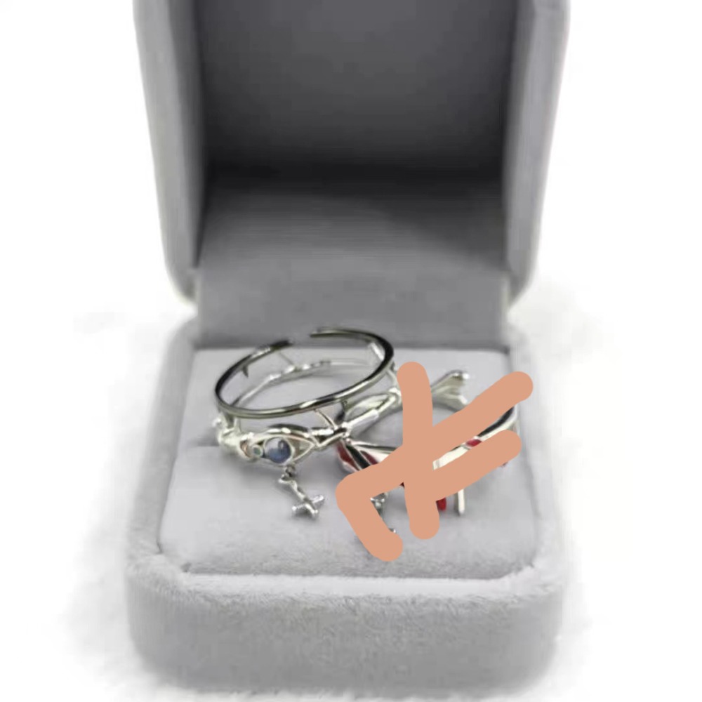 Street Fashion Rings - แหวนสไตล์เรโทรสเตริโอครอสพังก์ ดีไซน์เท่ห์ลุคดาร์ค เครื่องประดับแฟชั่นสตรีทสำหรับทุกเพศ