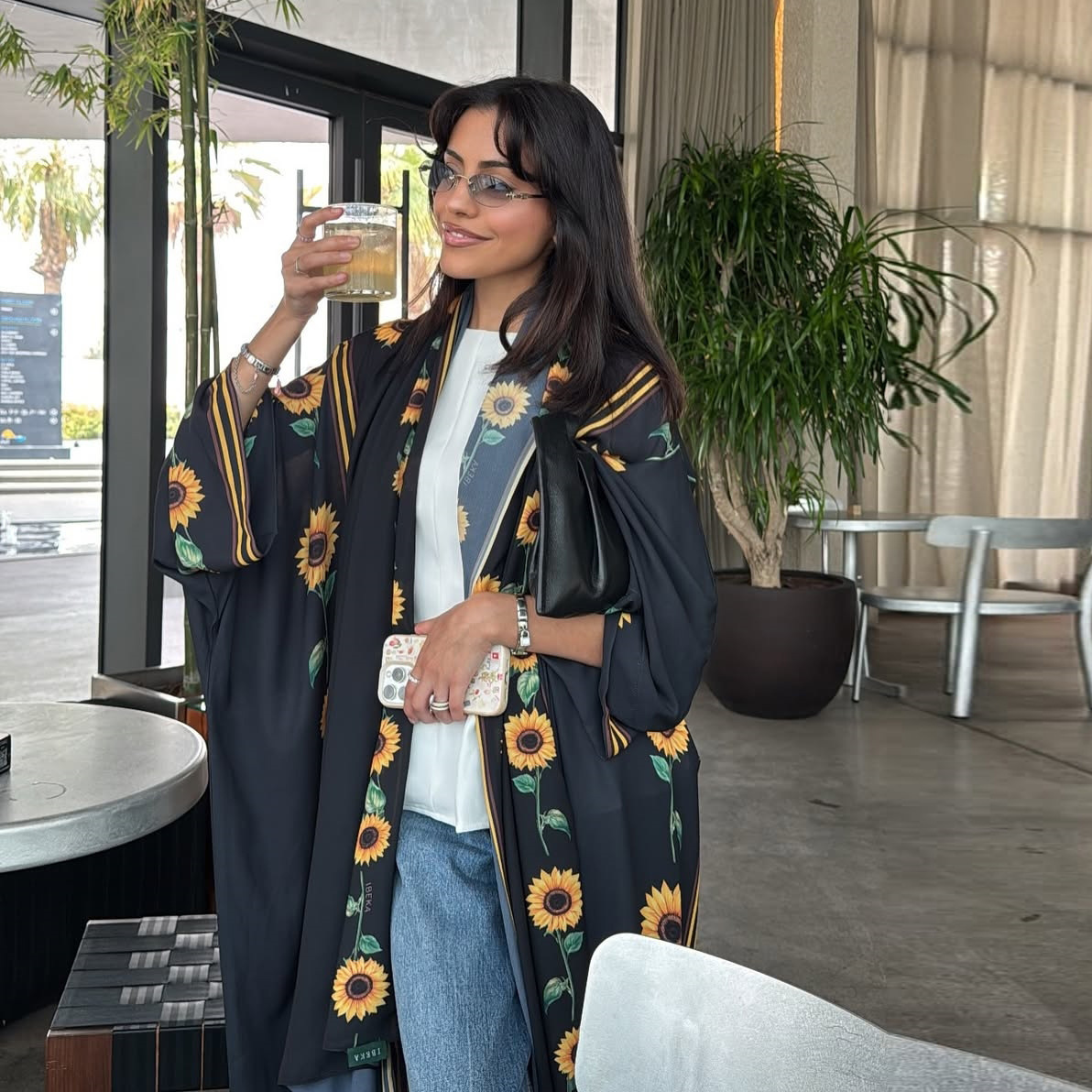 ชุดคลุมแบบคาร์ดิแกนสไตล์ดูไบ พ - Street Fashion Dubai บทวิจารณ์และราคา