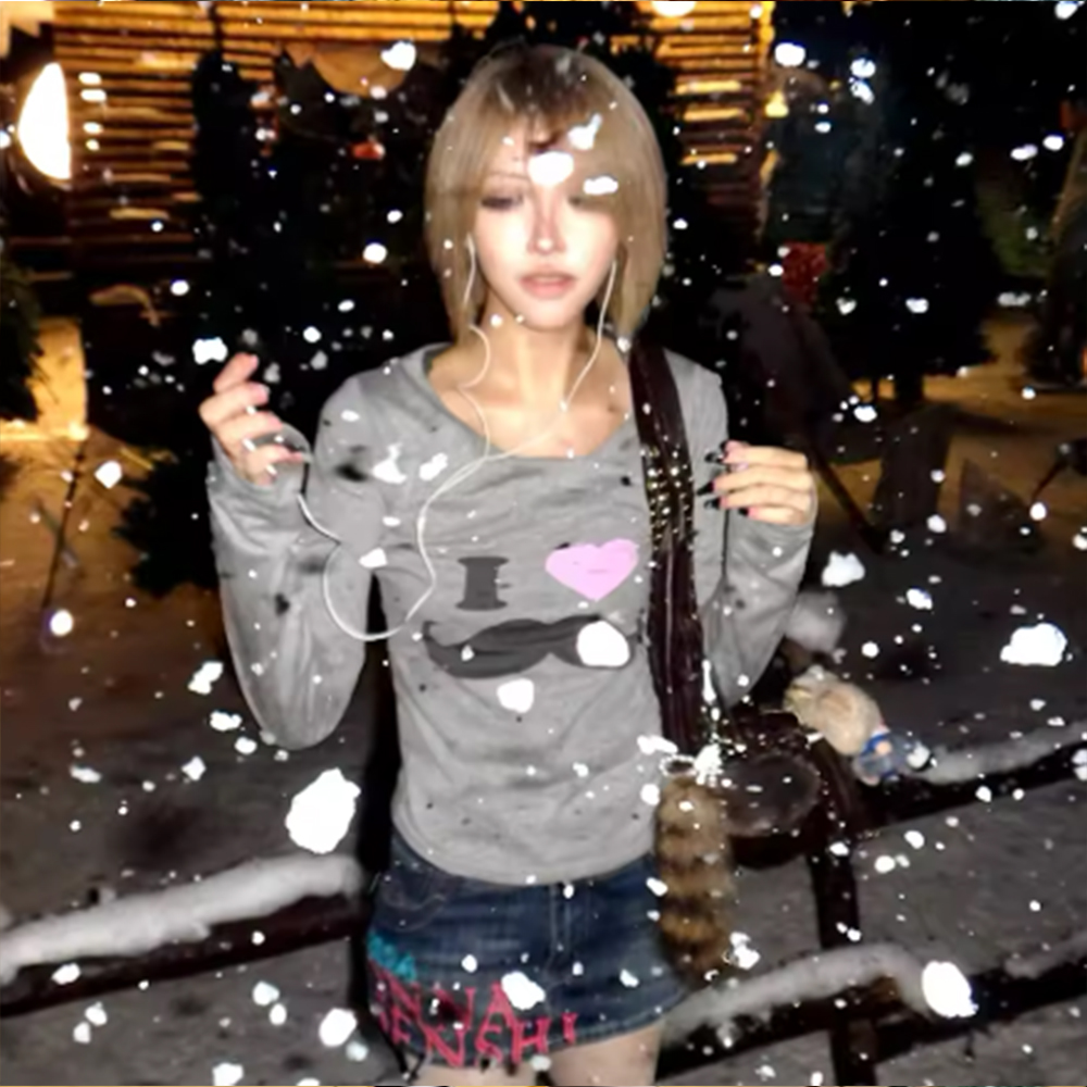 เสื้อยืดพิมพ์ลายเคราสไตล์ Y2K  - Street Fashion Japan บทวิจารณ์และราคา